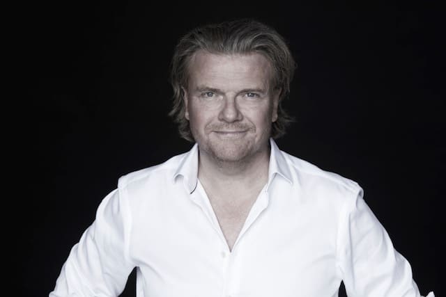 Bas Ragas – Wees niet bang – Een muzikale leesvoorstelling — theater in Den Oever
